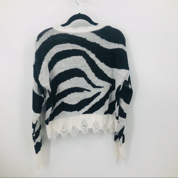 Shein Black‎ and white zebra print sweater - Picture 11 of 11